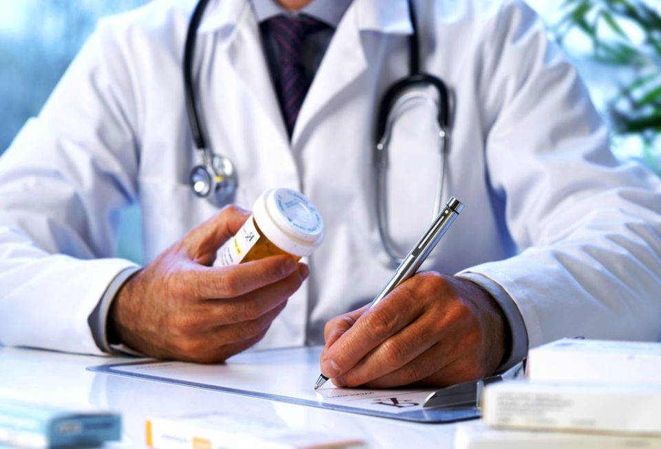 Минздрав ввел новые должности медицинских и фармацевтических работников