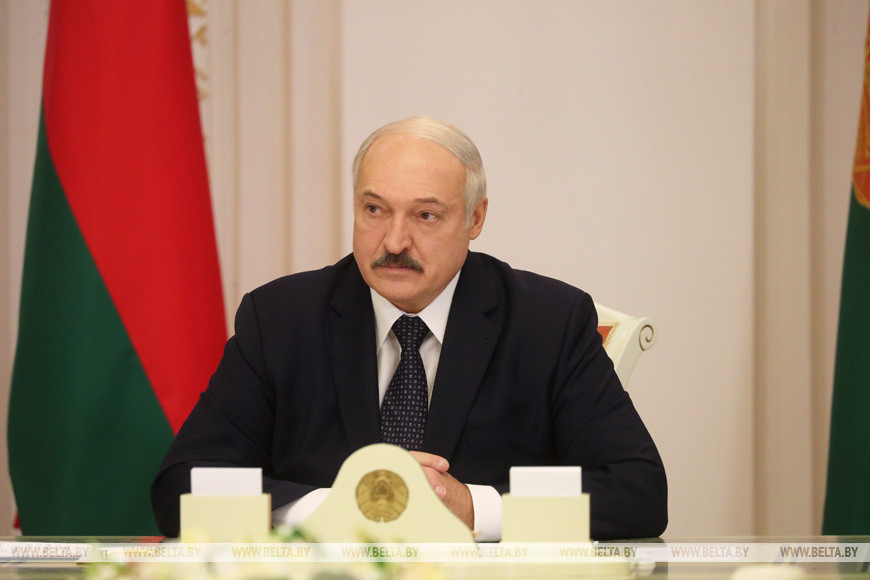 Президент Беларуси Александр Лукашенко собрал совещание по эпидемиологической ситуации в Беларуси