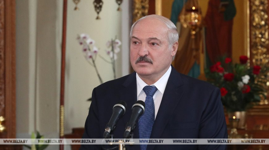 “Мы пока ни в чем не ошиблись” – Лукашенко уверен в белорусской тактике борьбы с коронавирусом