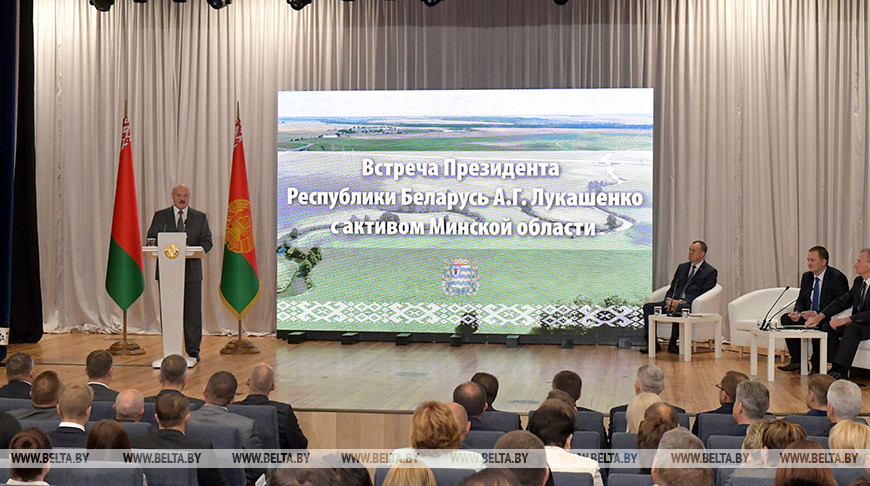 Лукашенко: если Беларусь сделает хоть один неосторожный шаг, то рухнет под обломками международных конфликтов