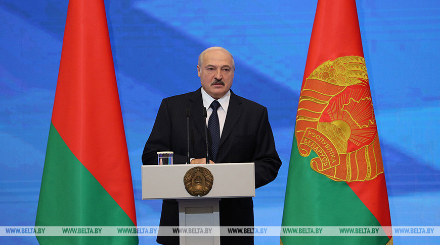 Александр Лукашенко: надо обеспечить равномерное развитие страны