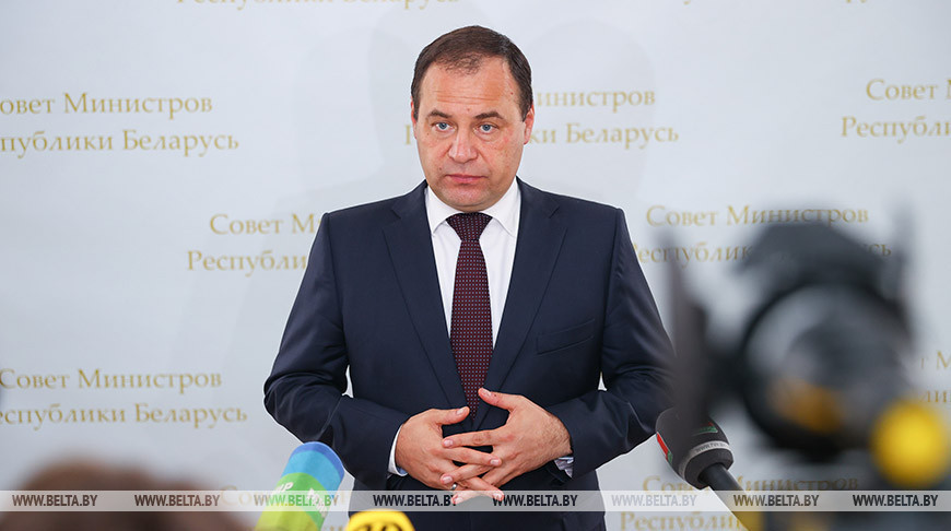 Головченко: все предприятия работают, на некоторых есть группы протестующих