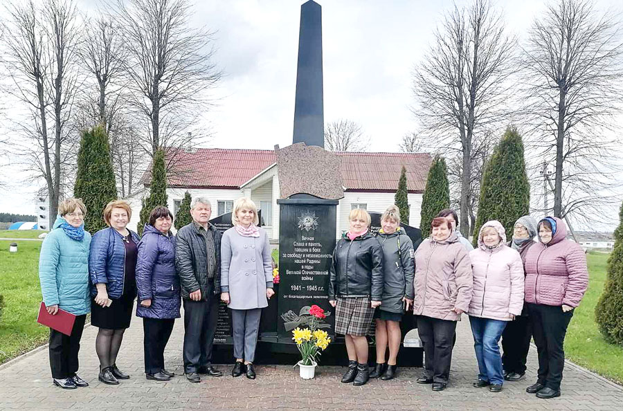 Цветы благодарной памяти