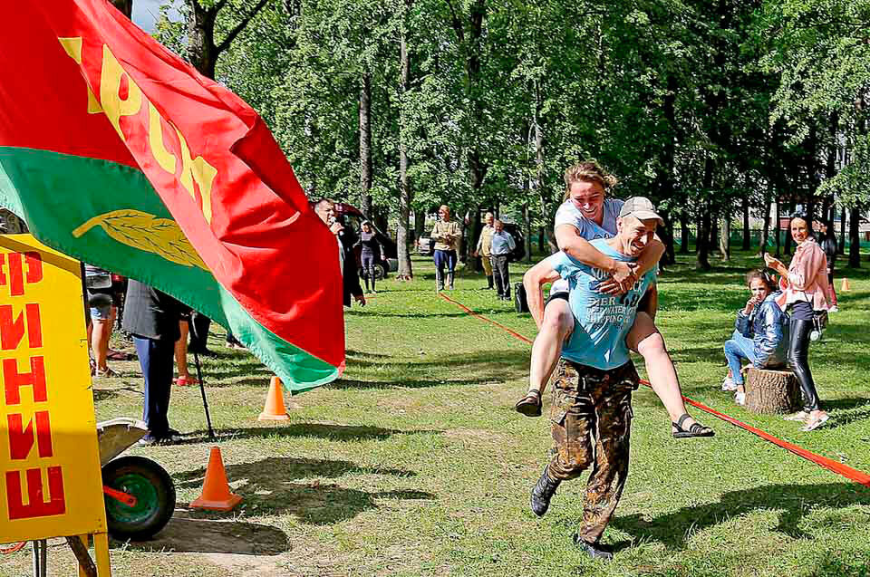 К участию приглашает «Властелин села»