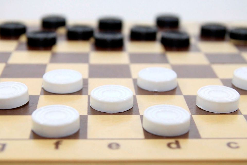 Соревнования по русским шашкам