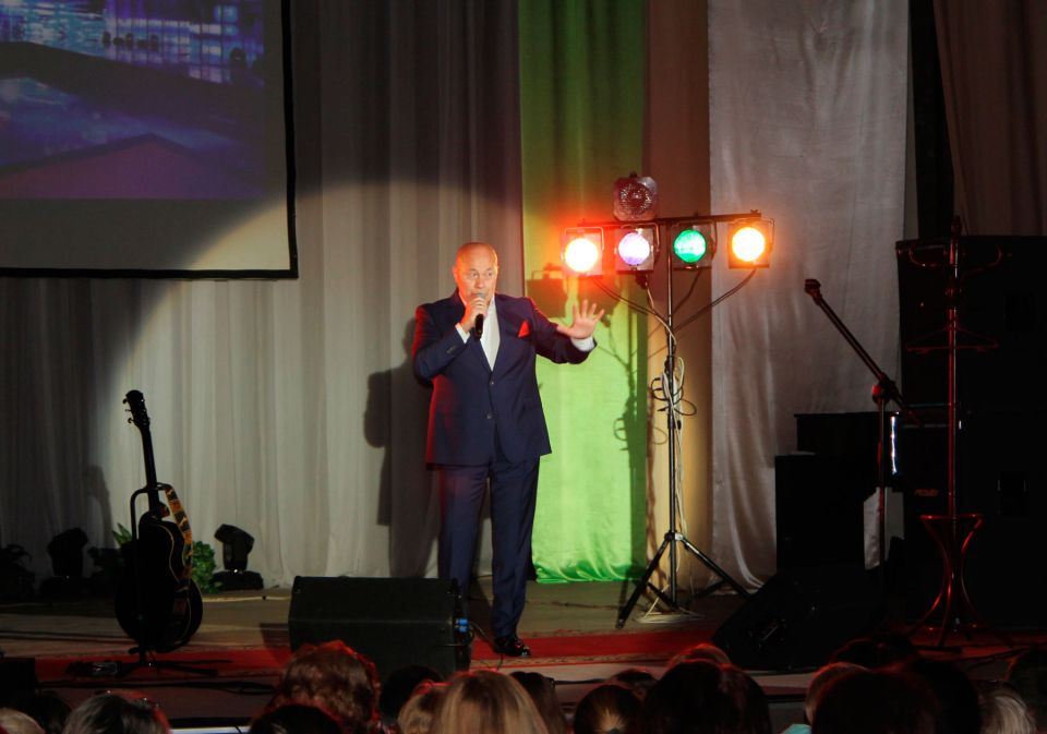 В Круглом выступал Александр Солодуха