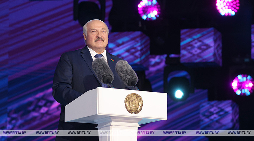 Александр Лукашенко: “Славянский базар” стал одним из символов становления независимой Беларуси