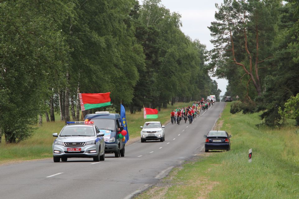 Патриотический велопробег, посвященный Дню Независимости Республики Беларусь, прошел сегодня на Круглянщине