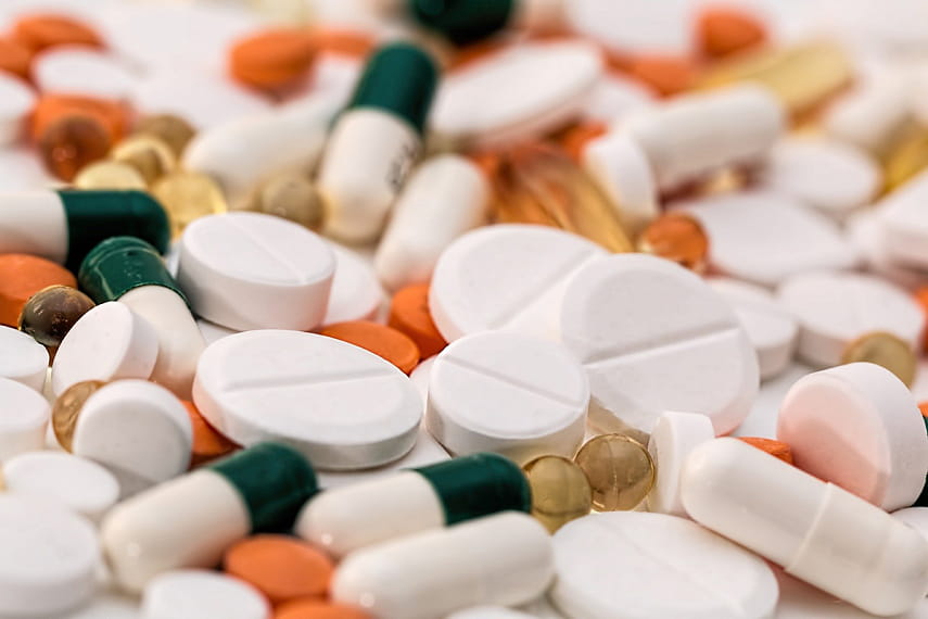 Медик: прием аспирина не снижает риск инфицирования COVID-19