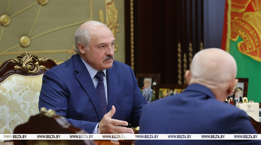 Лукашенко поинтересовался альтернативными схемами поставок белорусской продукции