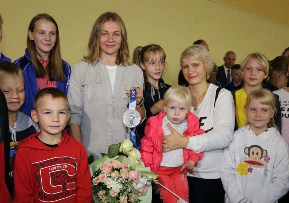 Родное Круглое встретило серебряного призёра Олимпиады Ирину Курочкину
