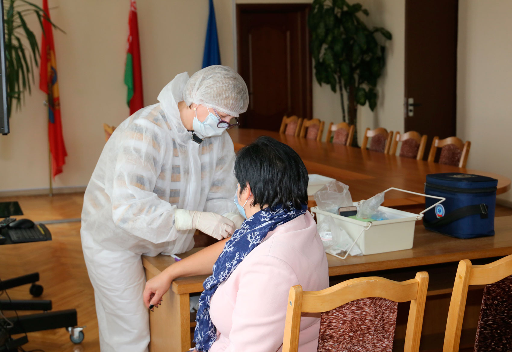 В Круглянском районе продолжается вакцинация против инфекции СOVID-19