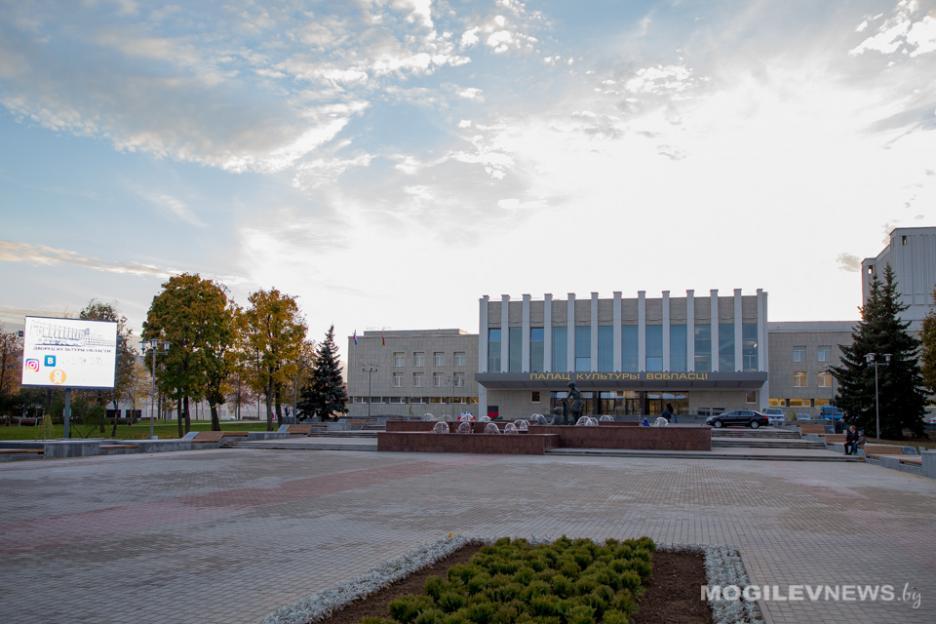 Поэтический спектакль представит театр Дворца культуры области 31 октября