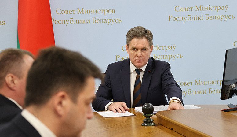 Петришенко: завершается разработка программы патриотического воспитания