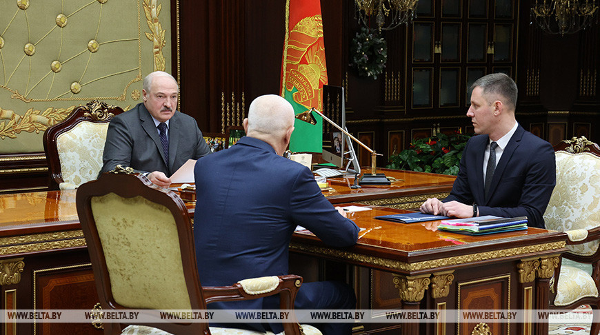 Лукашенко о жилье с господдержкой: абсолютный приоритет – многодетные семьи и люди в погонах