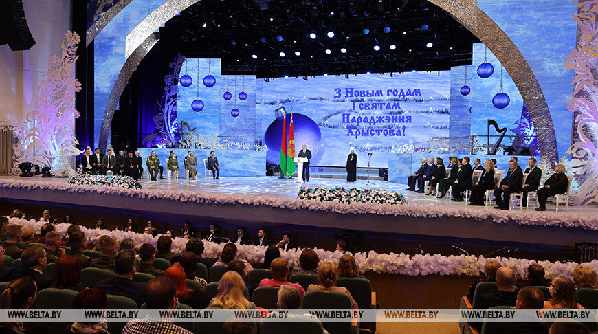 Лукашенко: молодое белорусское государство умеет находить эффективные ответы на любые вызовы