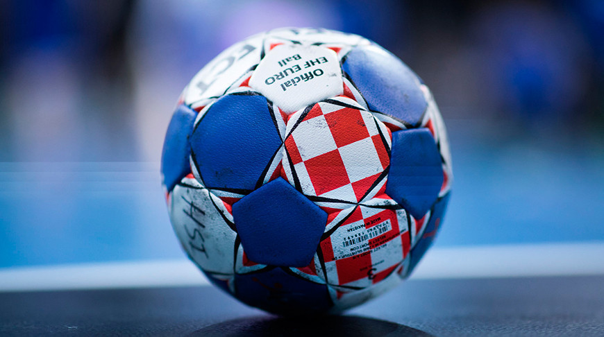 Белорусские гандболисты проиграли полякам на чемпионате Европы