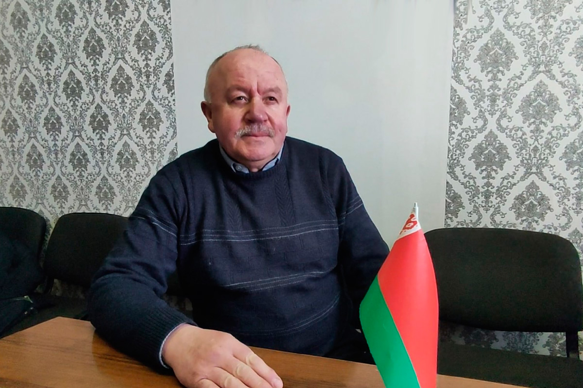 Юрий Евсеев, житель деревни Ельковщина: Люди идут на участок для голосования с хорошим настроением