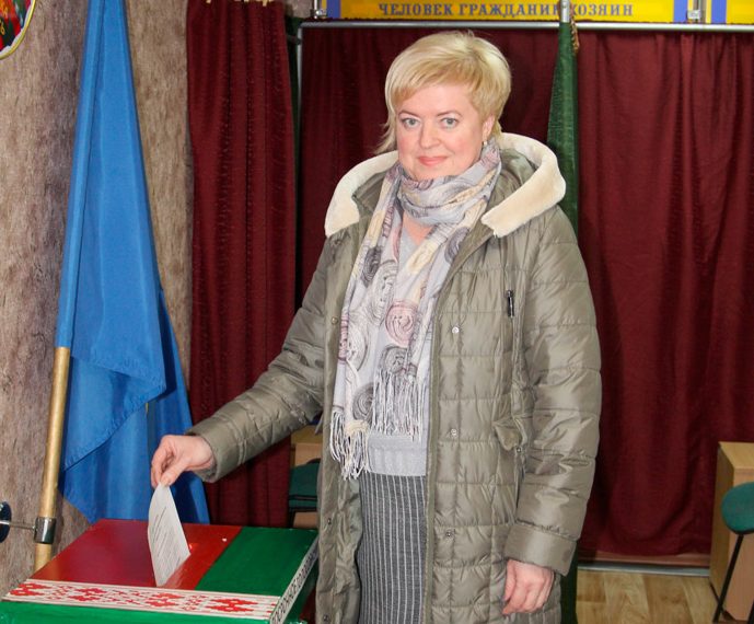В Беларуси сегодня стартовало досрочное голосование на референдуме по Конституции