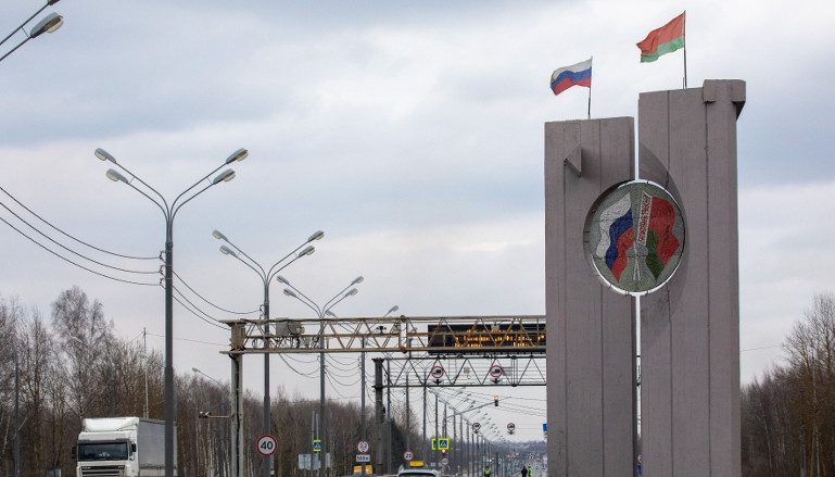 Россия отменила меры санитарно-карантинного контроля при въезде для граждан Беларуси