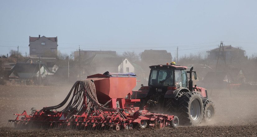 Минпром: техника к посевной готова