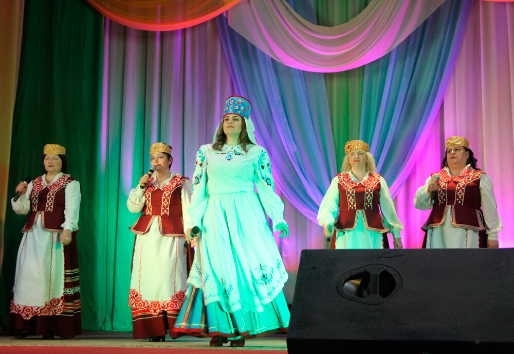 Поздравления принимали работники ЖКХ Круглянщины