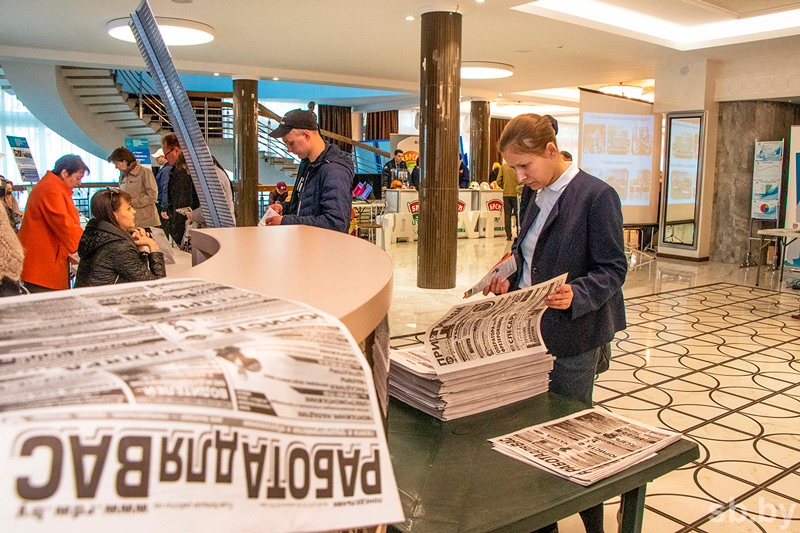 Минтруда: уровень безработицы в Беларуси снижается, а в банке вакансий преобладает спрос на рабочие профессии