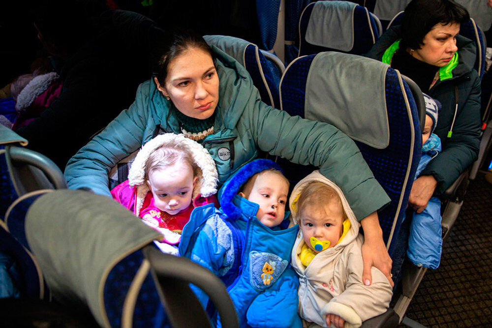 Более 472 тысяч человек прибыли в Россию из Донбасса и Украины