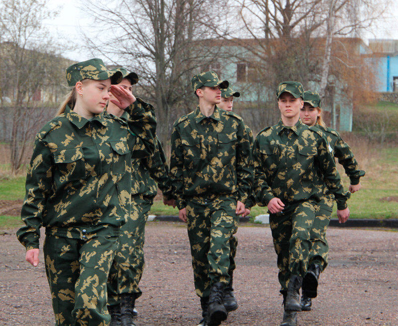 Районный этап Республиканской военно-патриотической игры «Орлёнок» состоялся сегодня в Круглом