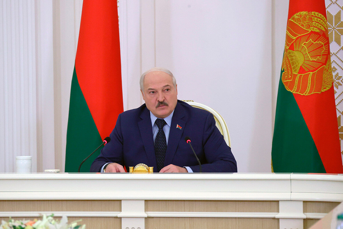 Лукашенко: Беларусь не должна потерять имидж страны чистоты и порядка