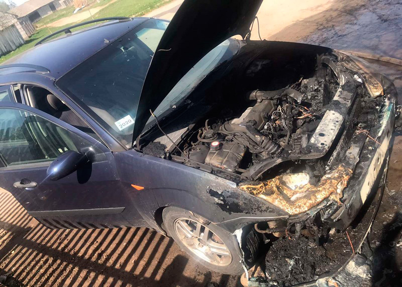 За сутки в Могилевской области произошло два пожара, по неизвестной причине горел автомобиль