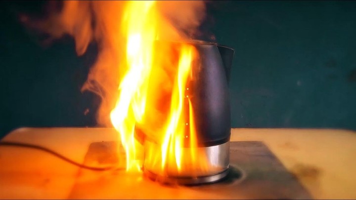 Следователи напоминают о необходимости соблюдения правил пожарной безопасности