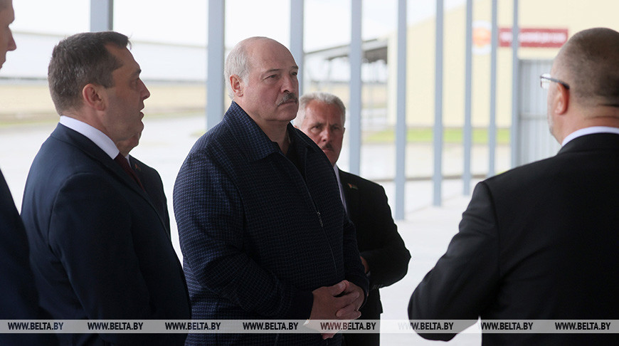 “Важнейший вопрос”. Лукашенко в Витебской области обратил внимание на тему мелиорации