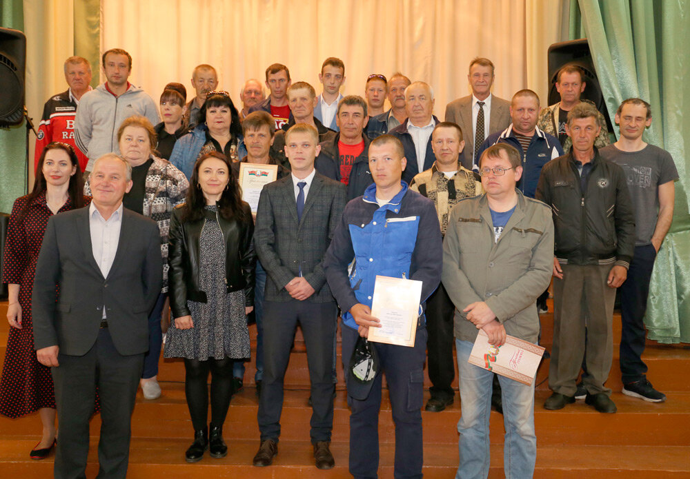 Отмечены грамотами и премиями