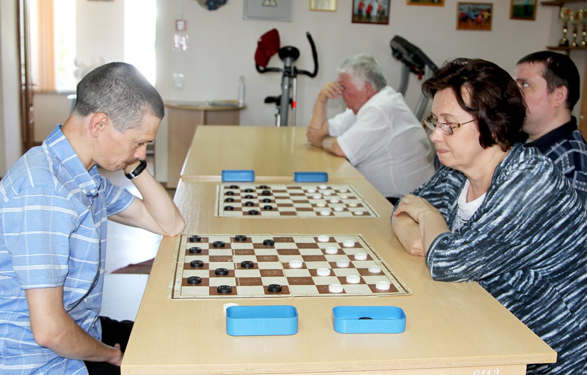 Открытый турнир по русским шашкам среди людей с ограниченными возможностями прошел недавно в Круглом