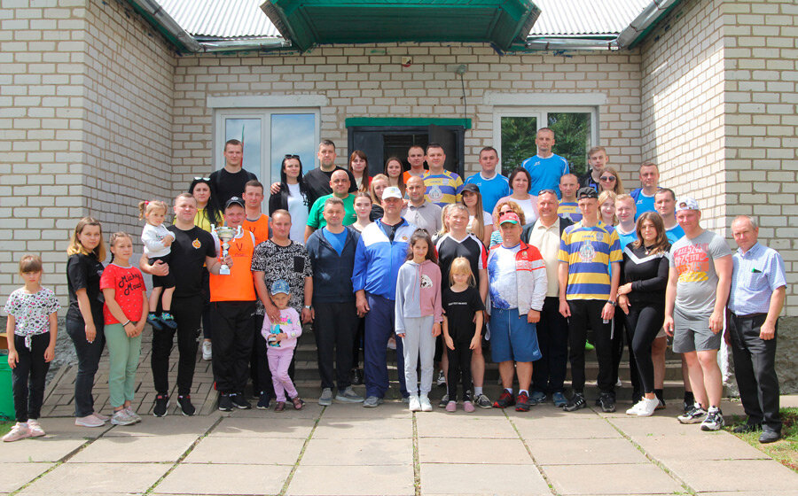 Большим спортивно семейным праздником коллектив Круглянского РОВД встретил 98-летие со дня его образования