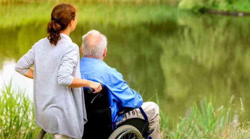 Установлен фиксированный тариф на услуги дневного присмотра в форме социального обслуживания на дому