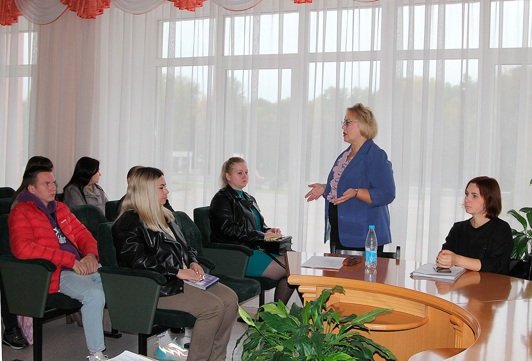 Стартап-школа «Азбука бизнеса» приглашала трудящуюся молодёжь Круглянщины