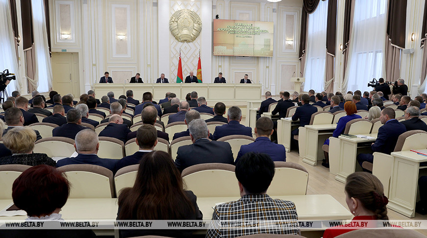 Лукашенко: в мире очень серьезная напряженка с продовольствием, и она будет нарастать