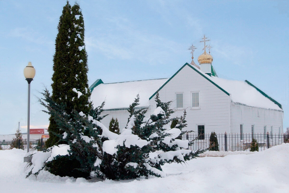 На 15 декабря объявлен оранжевый уровень опасности в связи с сильным снегом