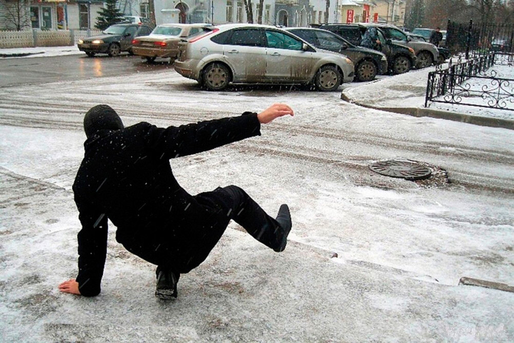Что делать, если на улице гололедица