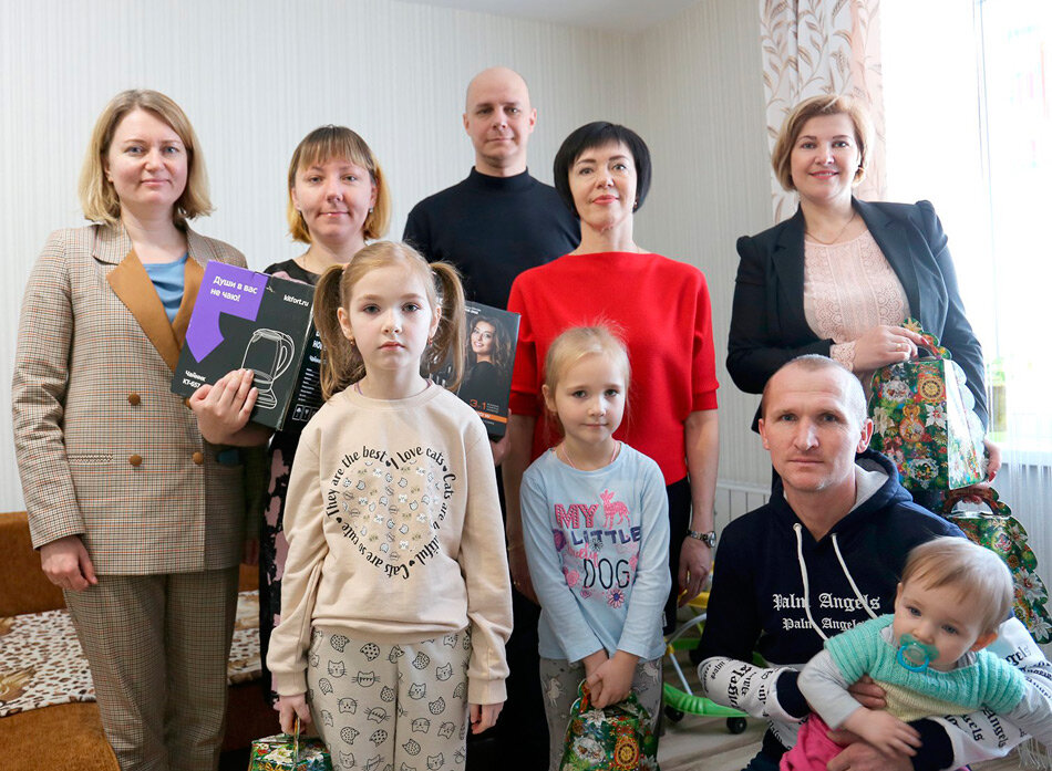 К нам на Круглянщину с приятной миссией