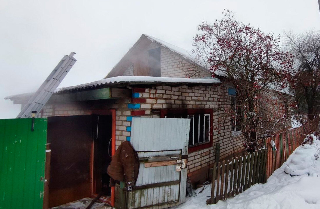 На пожаре пострадал человек