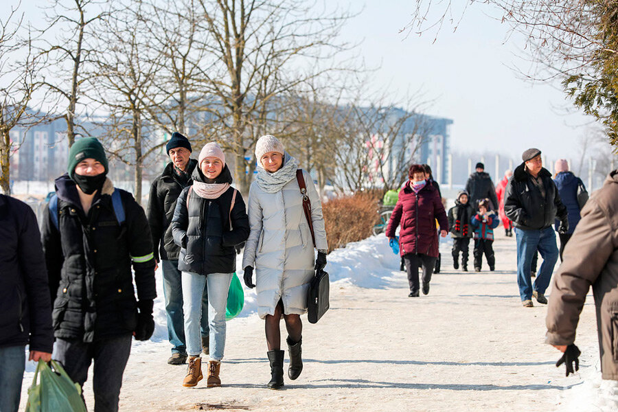 Минимальная заработная плата в Беларуси с 1 января выросла почти на 15 процентов