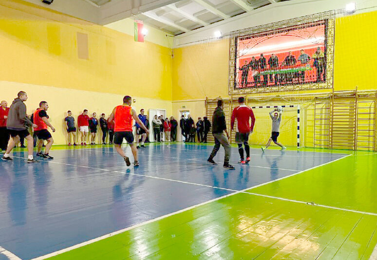 В Круглом стартовал традиционный турнир по мини-футболу, посвящённый Дню защитников Отечества и Вооруженных Сил Республики Беларусь