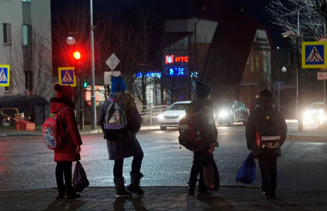 ГАИ рекомендует водителям быть предельно внимательными при проезде пешеходных переходов