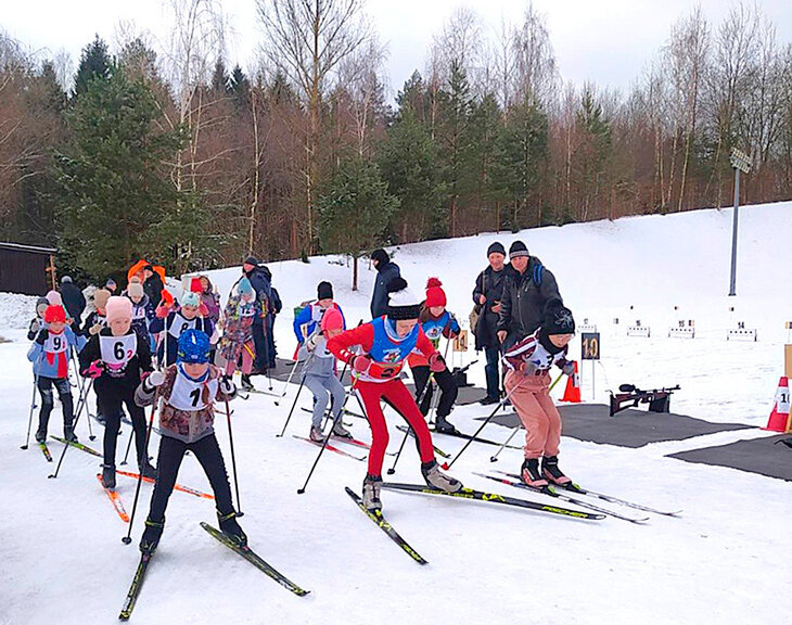 Поздравим наших «снежных снайперов» с успешным выступлением на области