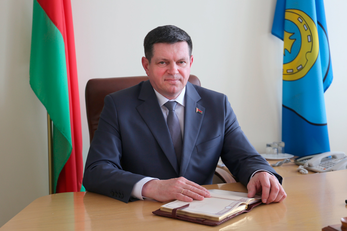 Сергей Ермолицкий утвержден в должности председателя Круглянского райисполкома