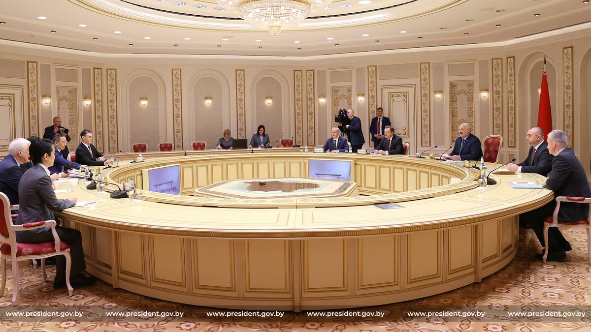 Настоящий экономический прорыв у нас еще впереди. Лукашенко оценил потенциал сотрудничества с Калмыкией