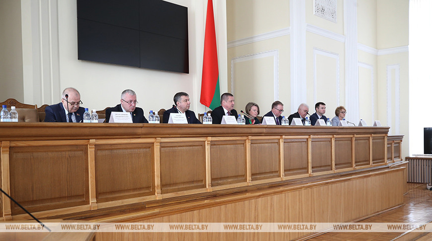 Заяц: наши фермерские хозяйства в состоянии заместить привозную продукцию отечественной